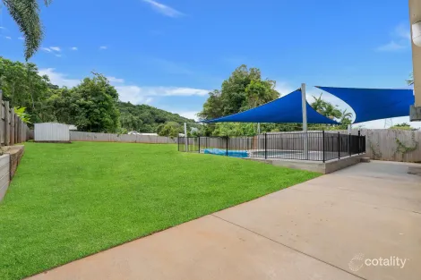 Property photo of 35 Carramar Crescent Caravonica QLD 4878