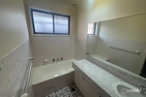 Property photo of 8 Holroyd Road Merrylands NSW 2160