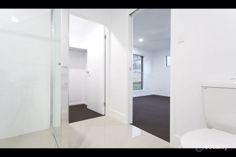 Property photo of 13B Tree View Crescent Little Mountain QLD 4551