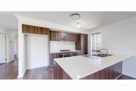 Property photo of 20 Dunheved Circle Dubbo NSW 2830
