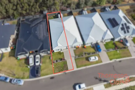 Property photo of 2/8 Guardsman Grove Lochinvar NSW 2321