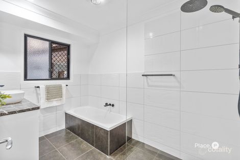 Property photo of 10 Glebe Place Underwood QLD 4119