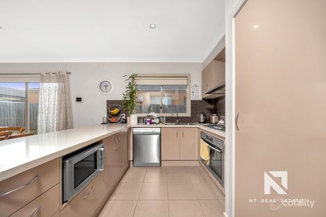Property photo of 29 Orbis Avenue Fraser Rise VIC 3336