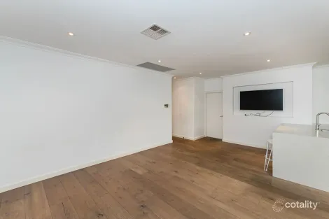Property photo of 31 Lynton Street Mount Hawthorn WA 6016