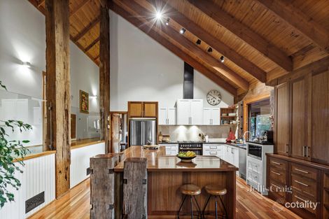 Property photo of 6 Artists Hill Eltham VIC 3095