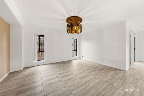 Property photo of 31 Creston Street Point Cook VIC 3030
