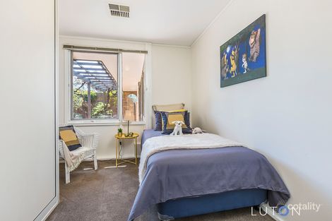 Property photo of 18 Barnet Close Phillip ACT 2606