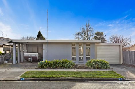 Property photo of 45 Dover Street Wendouree VIC 3355