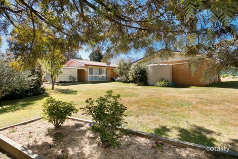 Property photo of 5 McLellan Place Wanniassa ACT 2903