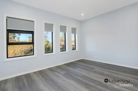 Property photo of 10 Narva Place Seven Hills NSW 2147