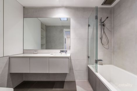Property photo of 40 Cambridge Street Port Melbourne VIC 3207