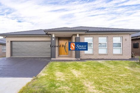 Property photo of 9 Franklin Grove Oran Park NSW 2570