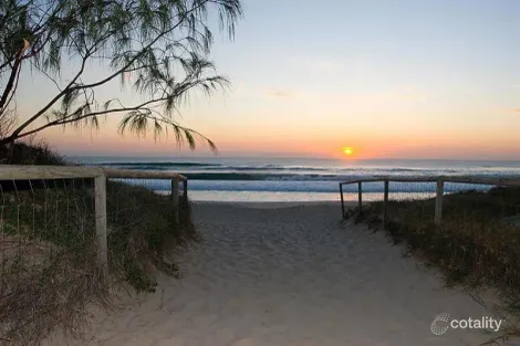 Property photo of 2/14 Hughes Avenue Main Beach QLD 4217