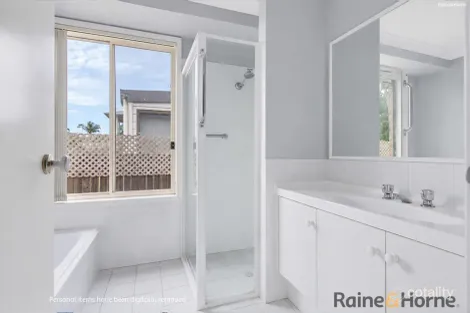 Property photo of 6 Belbowrie Parade Maloneys Beach NSW 2536