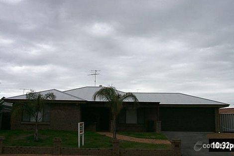 Property photo of 32 Malvern Rise Greenfields WA 6210