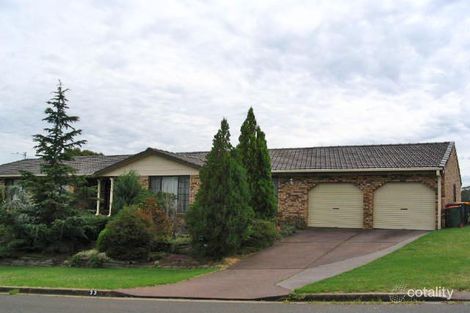 33 Coronet Pl, Dapto, NSW 2530