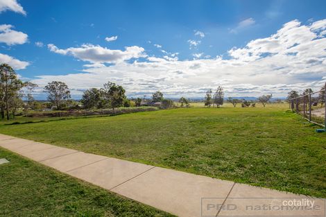6 Matilda Cir, Morpeth, NSW 2321