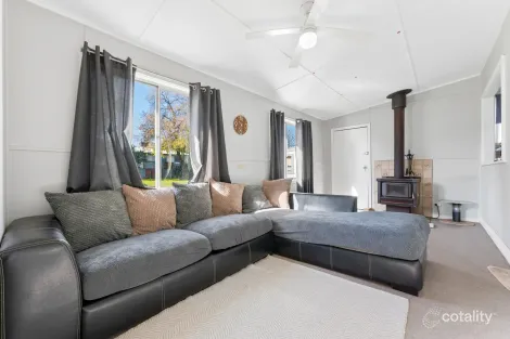 Property photo of 37 Cowper Street Euston NSW 2737