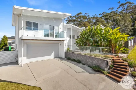 Property photo of 7 Wirray Lane Corlette NSW 2315