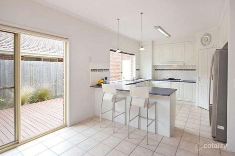 Property photo of 1 Heathland Way Dingley Village VIC 3172