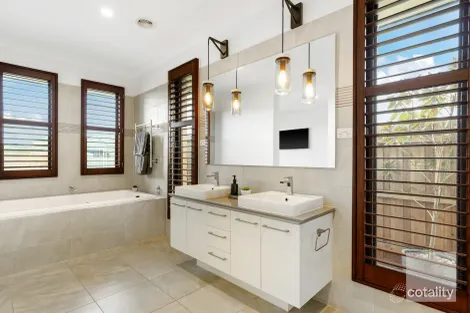 Property photo of 12 Hibiscus Street Aintree VIC 3336