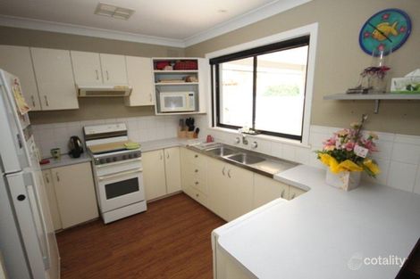 Property photo of 47 Geneva Crescent Lake Albert NSW 2650