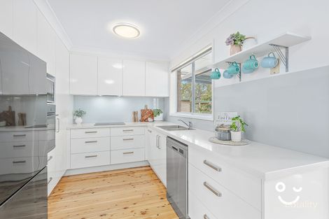 Property photo of 28 Loch Carron Avenue Farmborough Heights NSW 2526