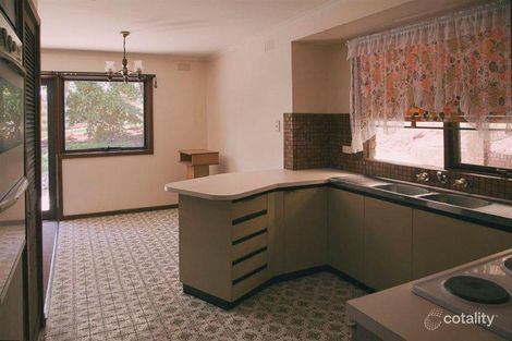 Property photo of 2 Pearson Road Drouin VIC 3818