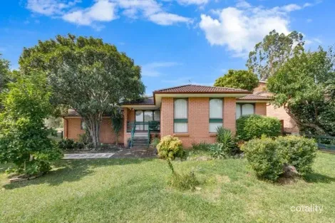 8 O'Malley Pl, Glenfield, NSW 2167