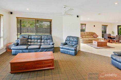 Property photo of 2 Parkvista Court Burnside QLD 4560