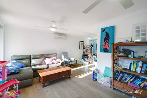 Property photo of 15 Lindeman Close Eleebana NSW 2282