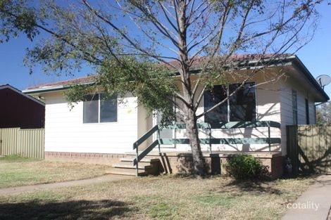 127 Raye St, Tolland, NSW 2650