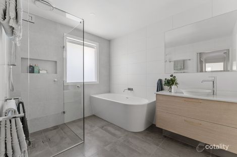 Property photo of 70B Lloyd Street Strathmore VIC 3041