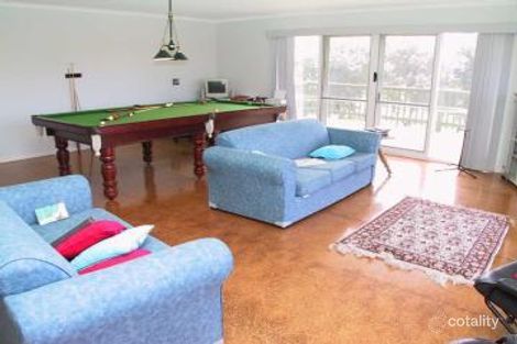 Property photo of 8 Turnberry Court Rowville VIC 3178