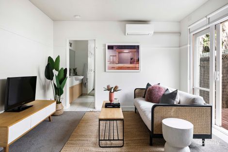 Property photo of 3/16 Lewisham Road Windsor VIC 3181