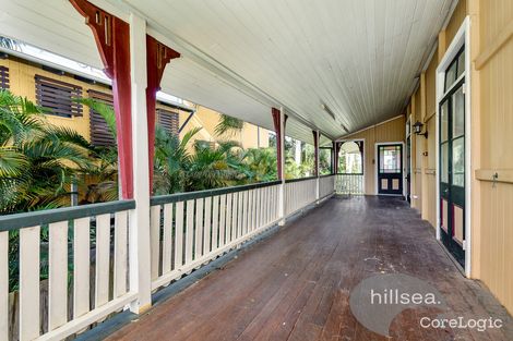 Property photo of 9 Dunnes Avenue Hope Island QLD 4212