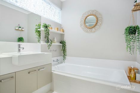 Property photo of 16 Admiralty Road Jindalee WA 6036