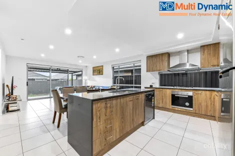 Property photo of 7 Dusty Way Catherine Field NSW 2557
