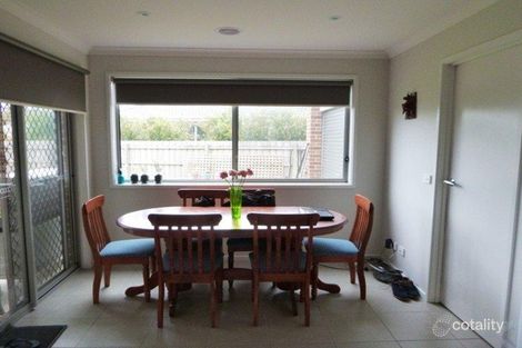 Property photo of 6 Dot Court Drouin VIC 3818