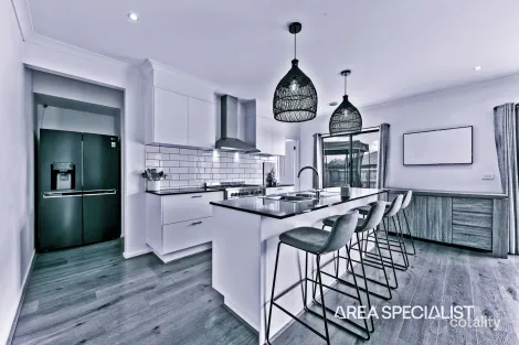 Property photo of 4 Alloway Street Lang Lang VIC 3984