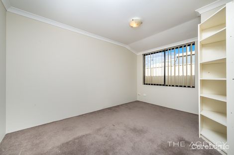 Property photo of 2 Karoo Way Pearsall WA 6065