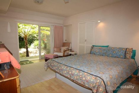 Property photo of 2/5 Jarrah Crescent Ocean Shores NSW 2483