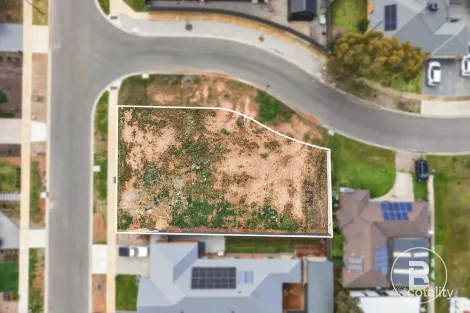 8 Jarrung St, Marong, VIC 3515