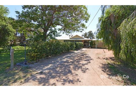 Property photo of 32 Werona Lane Coomealla NSW 2717