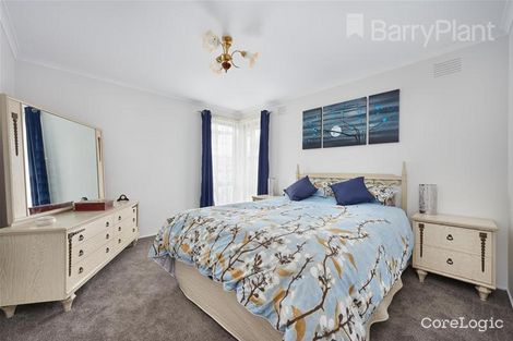 Property photo of 19 Darren Road Springvale South VIC 3172