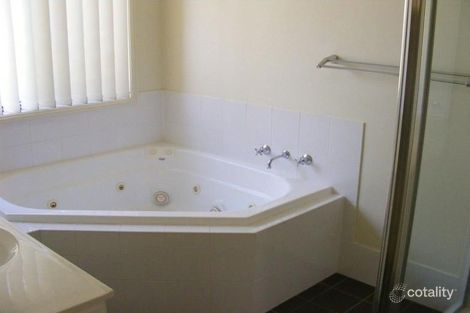 Property photo of 32 Stradbroke Avenue Shell Cove NSW 2529