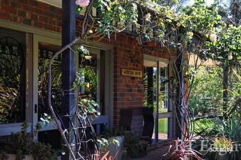 Property photo of 107 Mahoneys Road Woodend VIC 3442