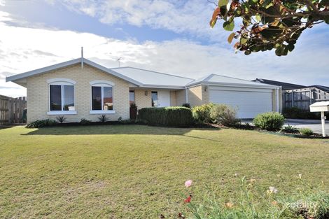 69 Seascapes Bvd, Halls Head, WA 6210