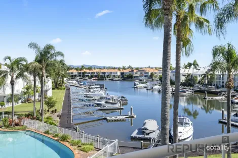 Property photo of 113/1 Lee Road Runaway Bay QLD 4216