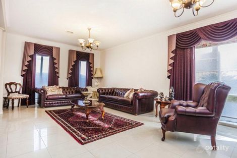 Property photo of 29 Wild Crescent Roxburgh Park VIC 3064